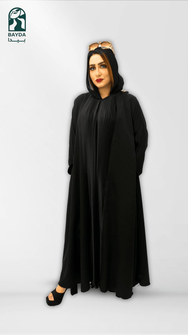 عباءة مقفلة من الكريب الكوري والوسط بكسرة من الحرير مع طرحة